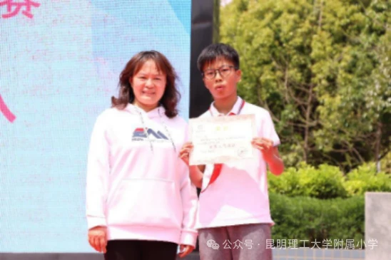 老年篮球爱好者如何安全参与比赛_1